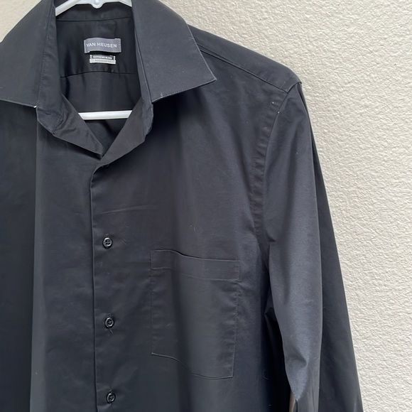 Van Heusen Extreme Black Regular Fit Long Sleeve Dress Shirt, Size Small 32/33 - Picture 5 of 14